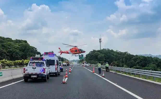 二七区高速公路汽车救援案例