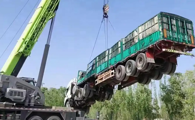 二七区道路脱困救援案例